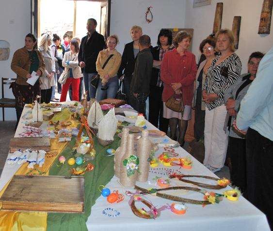 Uskršnja izložba radova osoba na liječenju u Psihijatrijskoj bolnici Rab 2011 - 