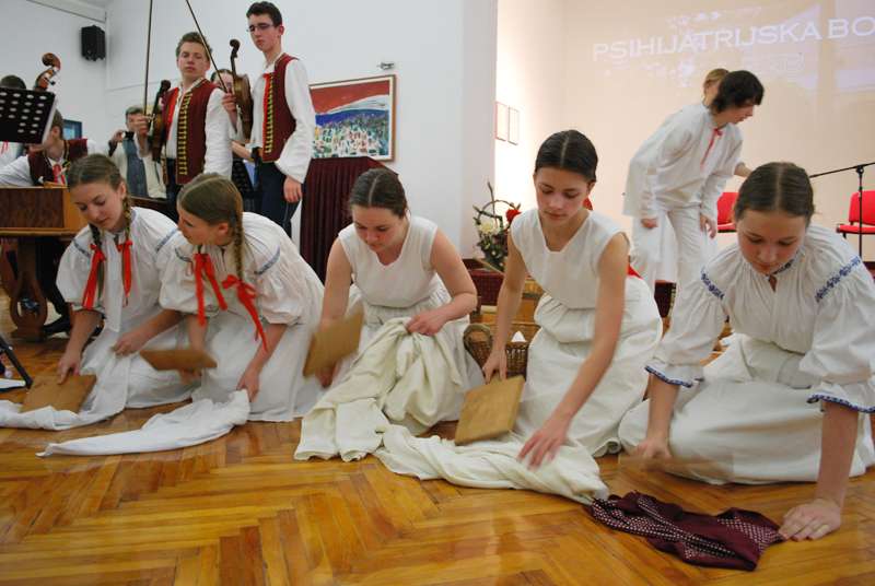 Nastup folklorne skupine iz Češke - 