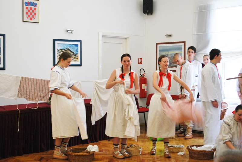 Nastup folklorne skupine iz Češke - 