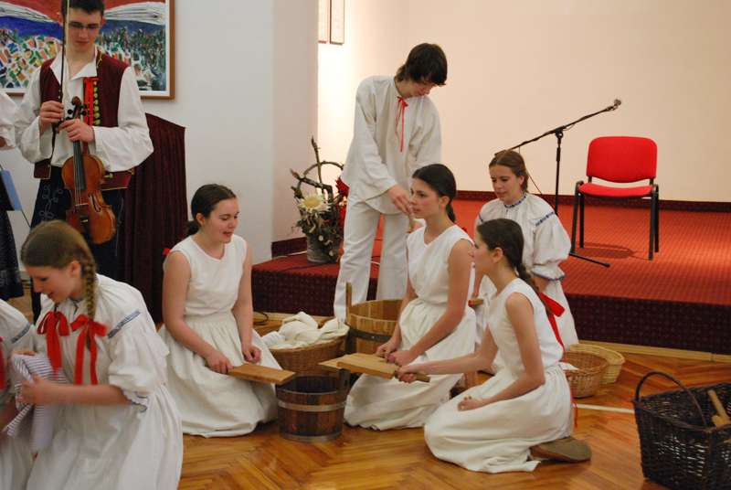 Nastup folklorne skupine iz Češke - 