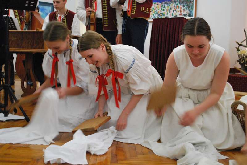 Nastup folklorne skupine iz Češke - 
