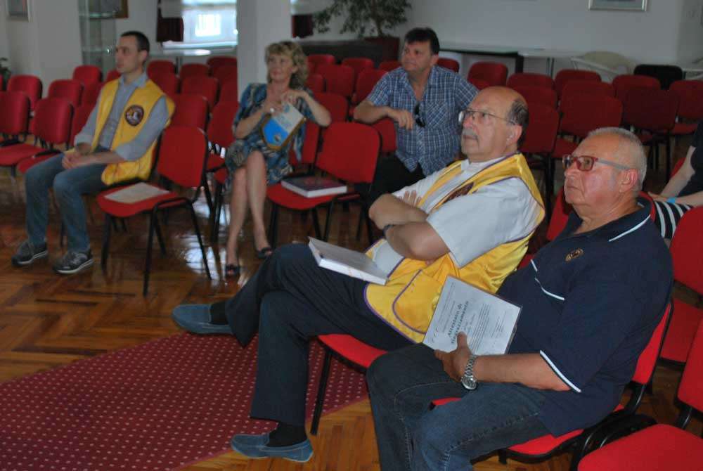 Donacija Lions Cluba San Marino - 