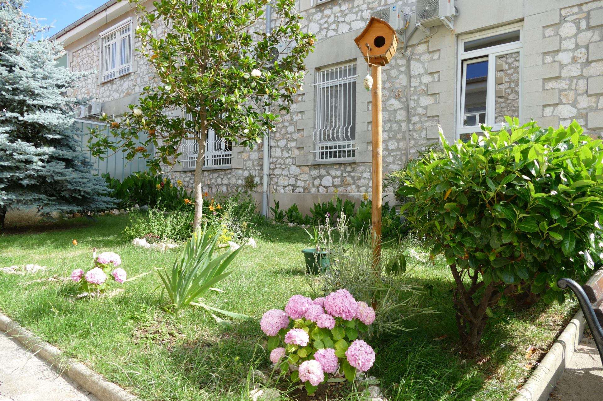 Kućice za mace i ptice - 