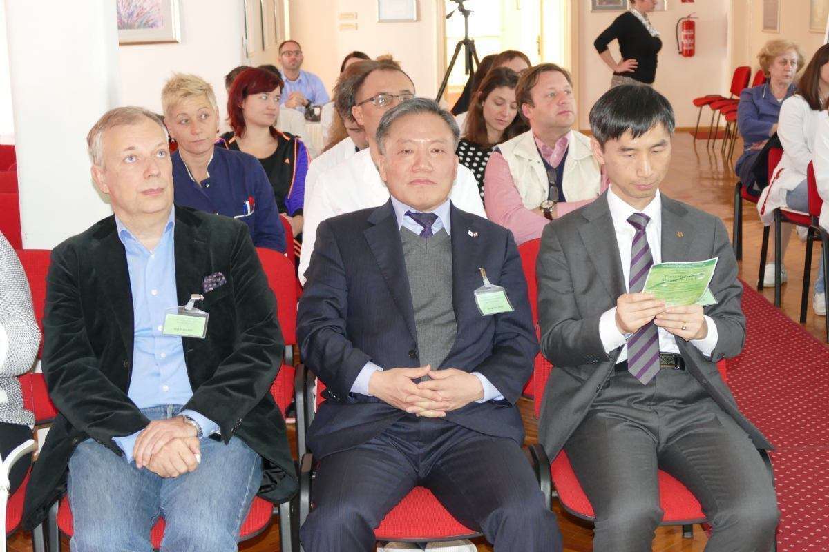 Korejsko-hrvatski simpozij World medicines - Meeting the Future - 