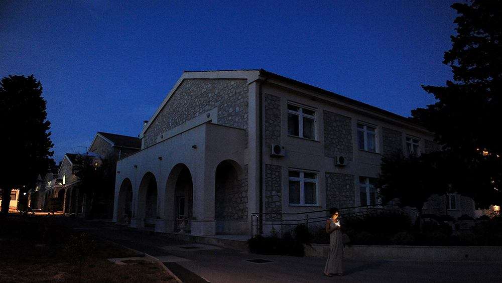 Bolnica Insula zamijenila vanjsku halogenu rasvjetu modernim LED rasvjetnim tijelima - 