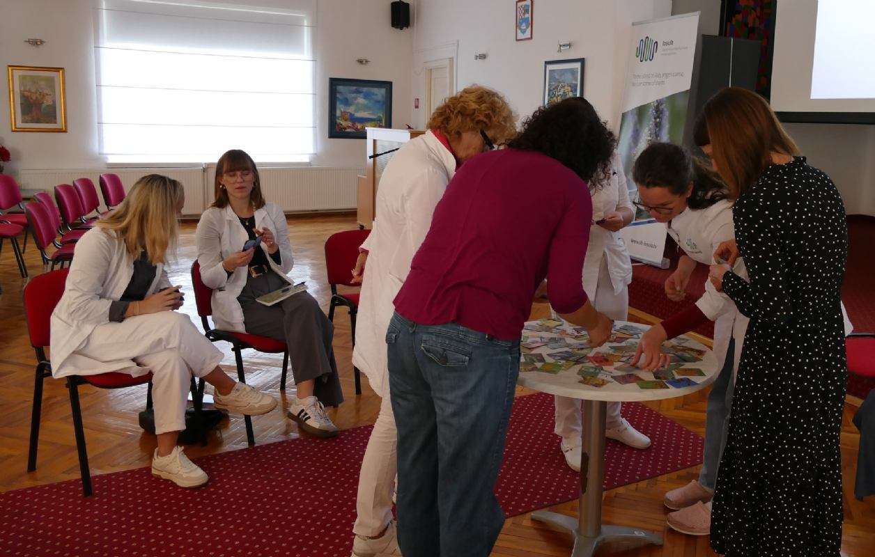 Edukacija „Primjena tehnike asocijativnih karata u psihosocijalnom radu“ - 