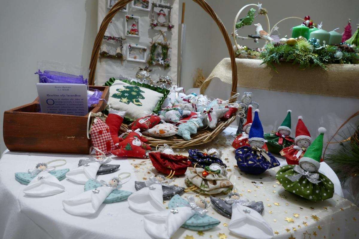 Tradicionalna Božićna izložba - 
