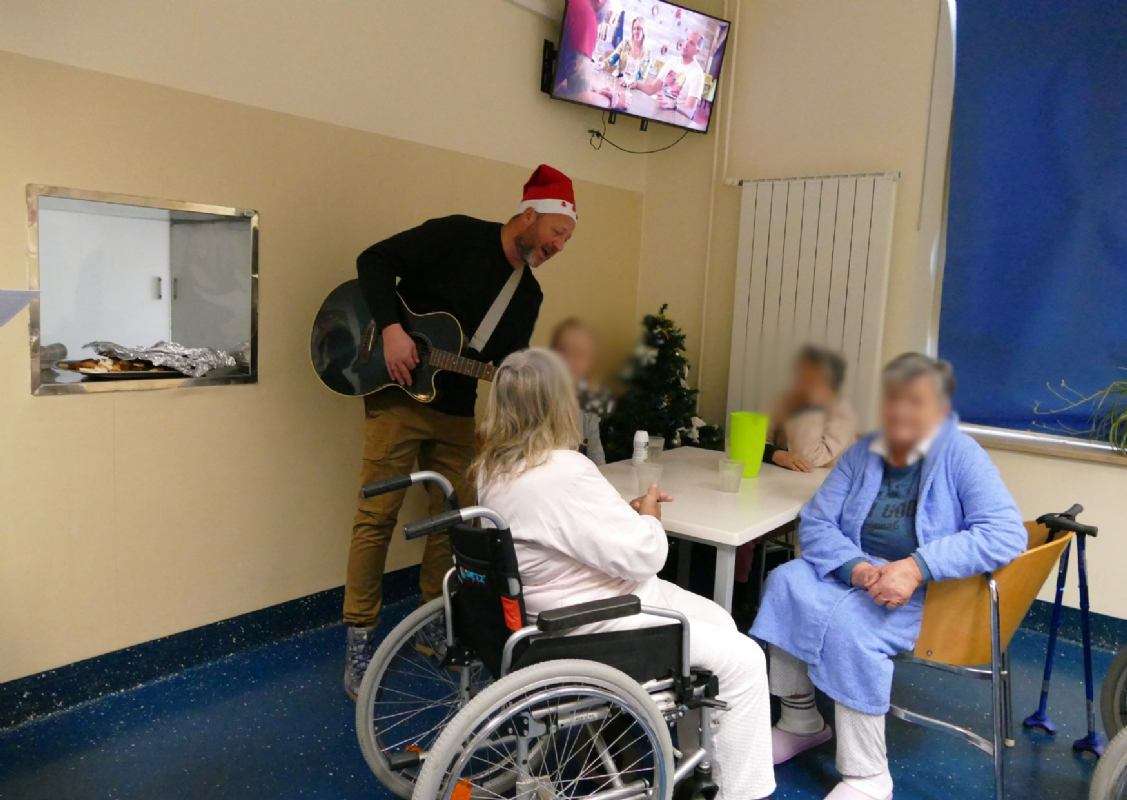 Pjesmom ususret blagdanima - 