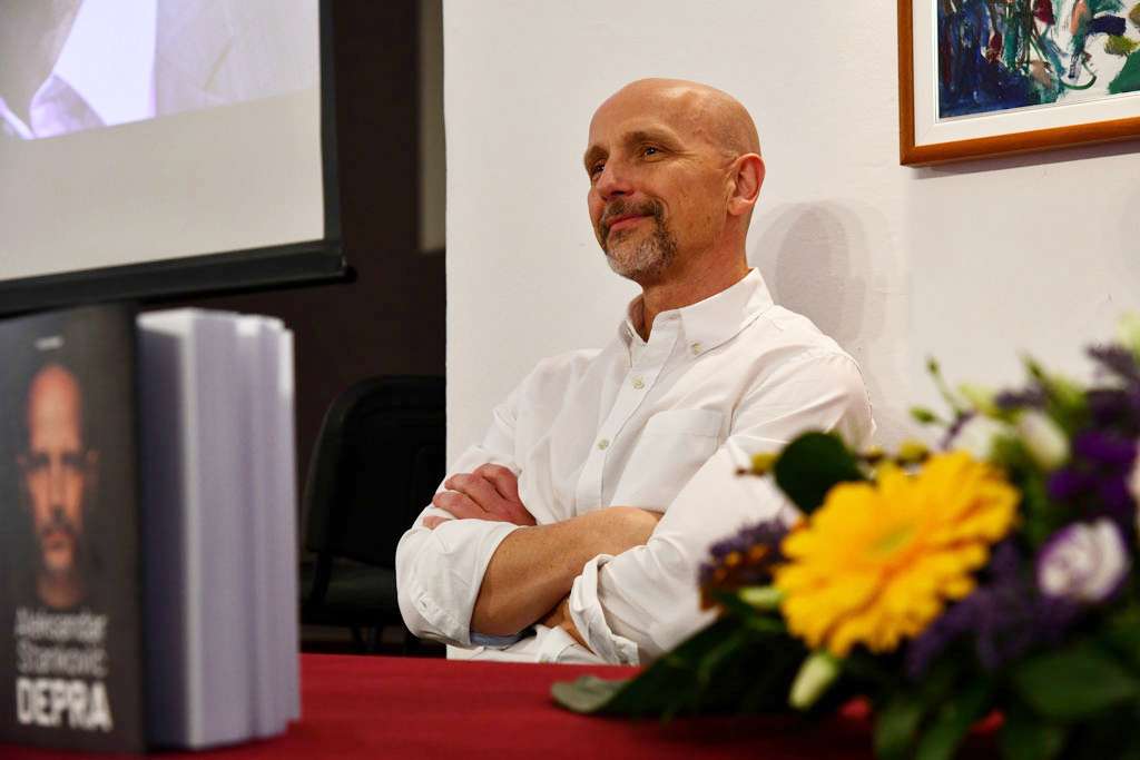 Zanimljivi okrugli stol i knjiga “Depra” Aleksandra Stankovića privukli publiku u ŽSB Insula - 